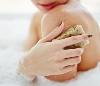 Se relaxer avec un bain : mode d'emploi